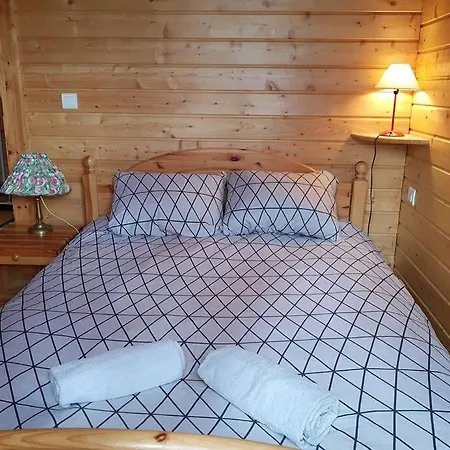 Location Bas De Chalet * レ・ザングル